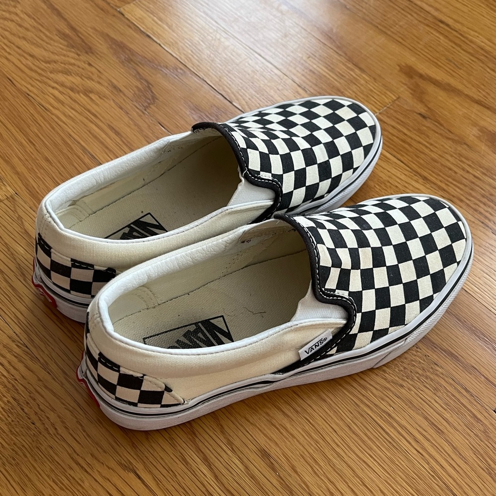 checkered vans